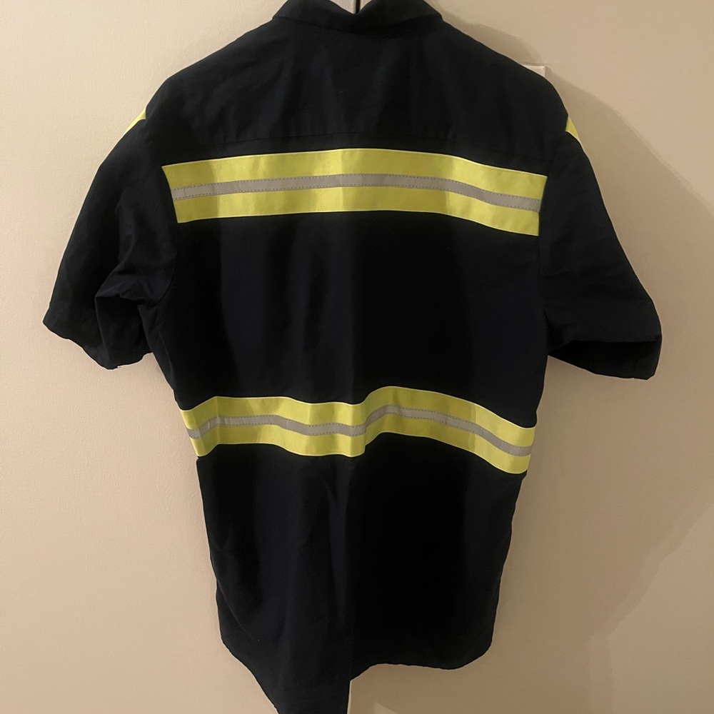 Large Men's Blue and Yellow Reflective Shirt - Picture 4 of 8